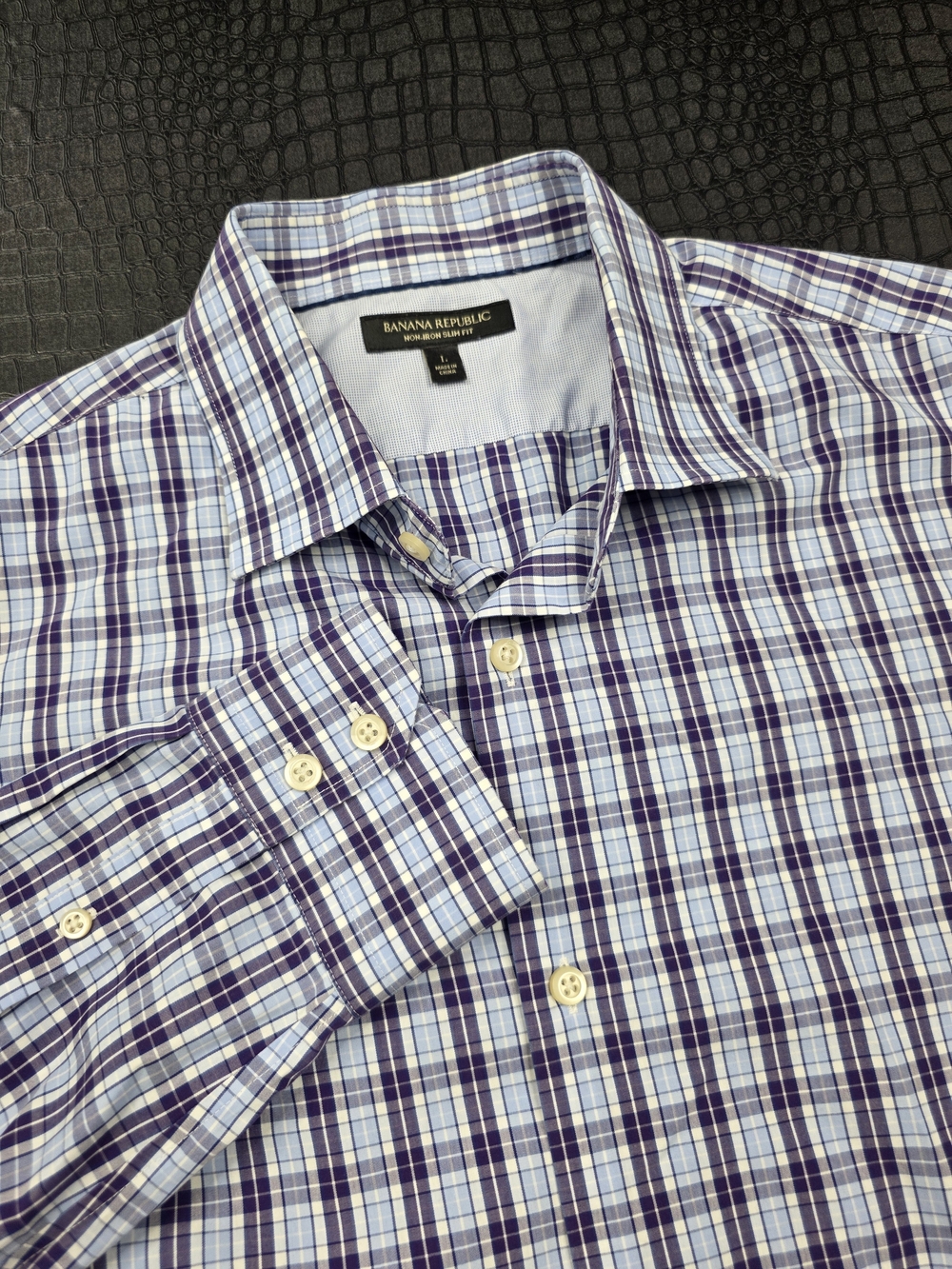 Banana Republic Non-Iron Slim Fit Dress Shirt Purple Plaid / Checkered Size L